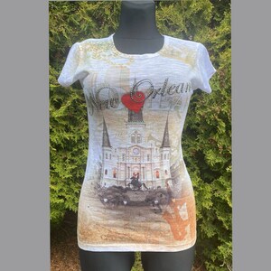 Womens shirts rhinestones vintage style New Orleans size S music saxophone heart