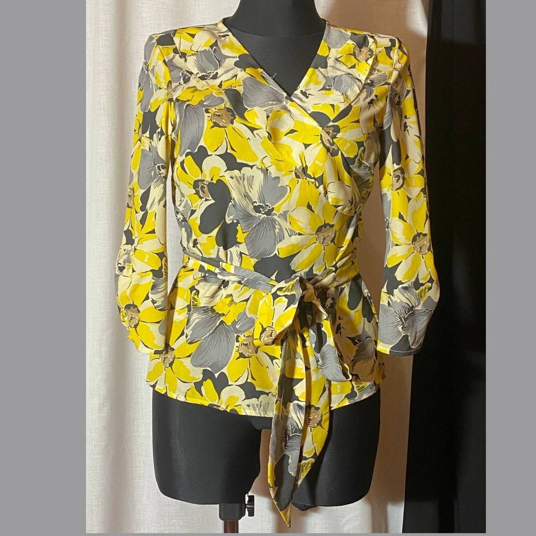 Blusas mujer Ann Taylor LOFT petits flores escote en V con volante talla  M/P México