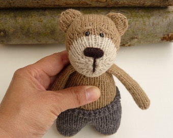 Anton Bear toy KNITTING PATTERN