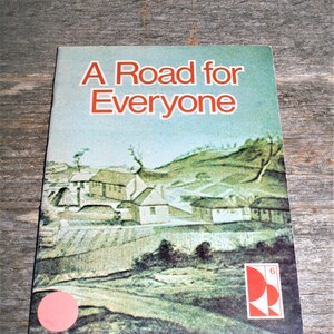 A Road for Everyone - Vintage Paperback Book - 1976 Reading Rigby - An Australian Program
