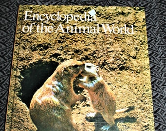 Encyclopedia Of The Animal World - Moose Versus Locomotives To Otoliths - Vol 14 - 1978 Vintage Animal Reference Book - Pre-Loved Hardcover