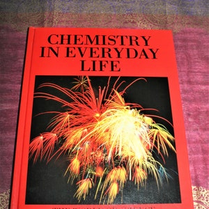 Chemistry In Everyday Life: The World Of Science Volume 14 - 1991 Vintage Hardcover Encyclopaedia