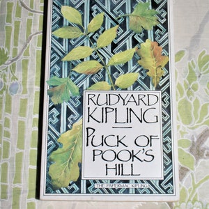 Puck Of Pook&#39;s Hill autorstwa Rudyarda Kiplinga - 1989 Vintage Paperback