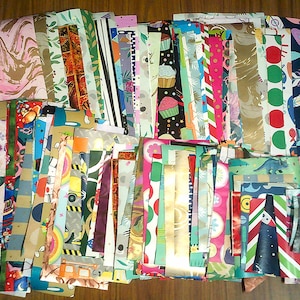 Wrap Scrap -  260 Piece Scrap Wrapping Paper Ephemera Pack - Gift Wrap Scraps - Various Small Pieces - Offcuts Scraps Leftovers