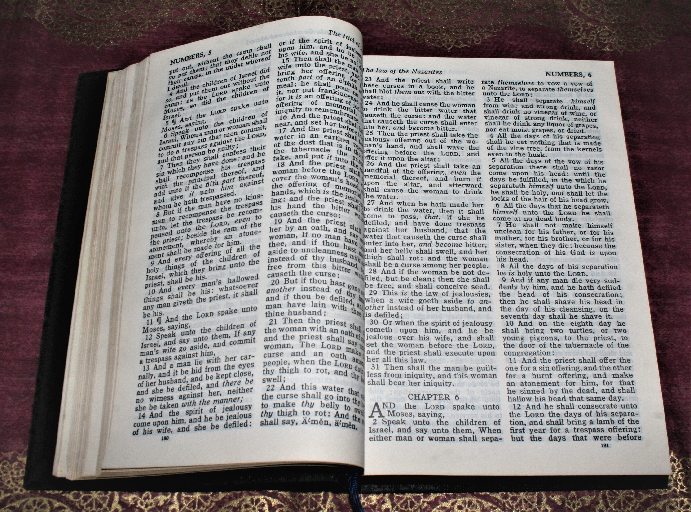 Holy Bible - King James Version - Old and New Testaments - Collins ...