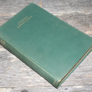 Hassan par James Elroy Flecker - A Play In Five Acts - 1937 millésime Relié