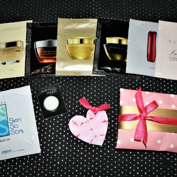 Pack d'échantillons Avon - Emballage cadeau - Remplissage de bas - Père Noël secret - Petit cadeau - 8 échantillons Avon