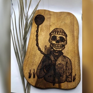 Holzplatte Skelett/ Holzscheibe / Holz Teil mit Gravur / Holz Gravur / Geschenkidee / Totenkopf / Skelett / Skelett und Ballon