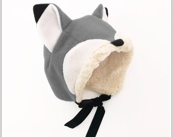 Wolf Hat with Black Nose for Baby and Toddler, Wolf Eared Bonnet, Wolf Eared Hat, Grey Wolf Hat, Grey Colour Hat, Winter Baby Hat