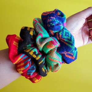 Scrunchies pack, scrunchies set, hair ties, 90s fashion, 90s fashion women, hair ties bracelet, hair accessories, boho scrunchies