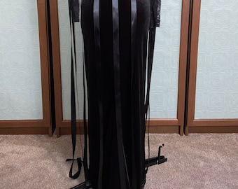 Luna Skirt - Black Velvet Fitted Skirt with Ribbon Train and Lace Trim - Long Gothic Fishtail Skirt - Vampire Skirt - Victorian Skirt