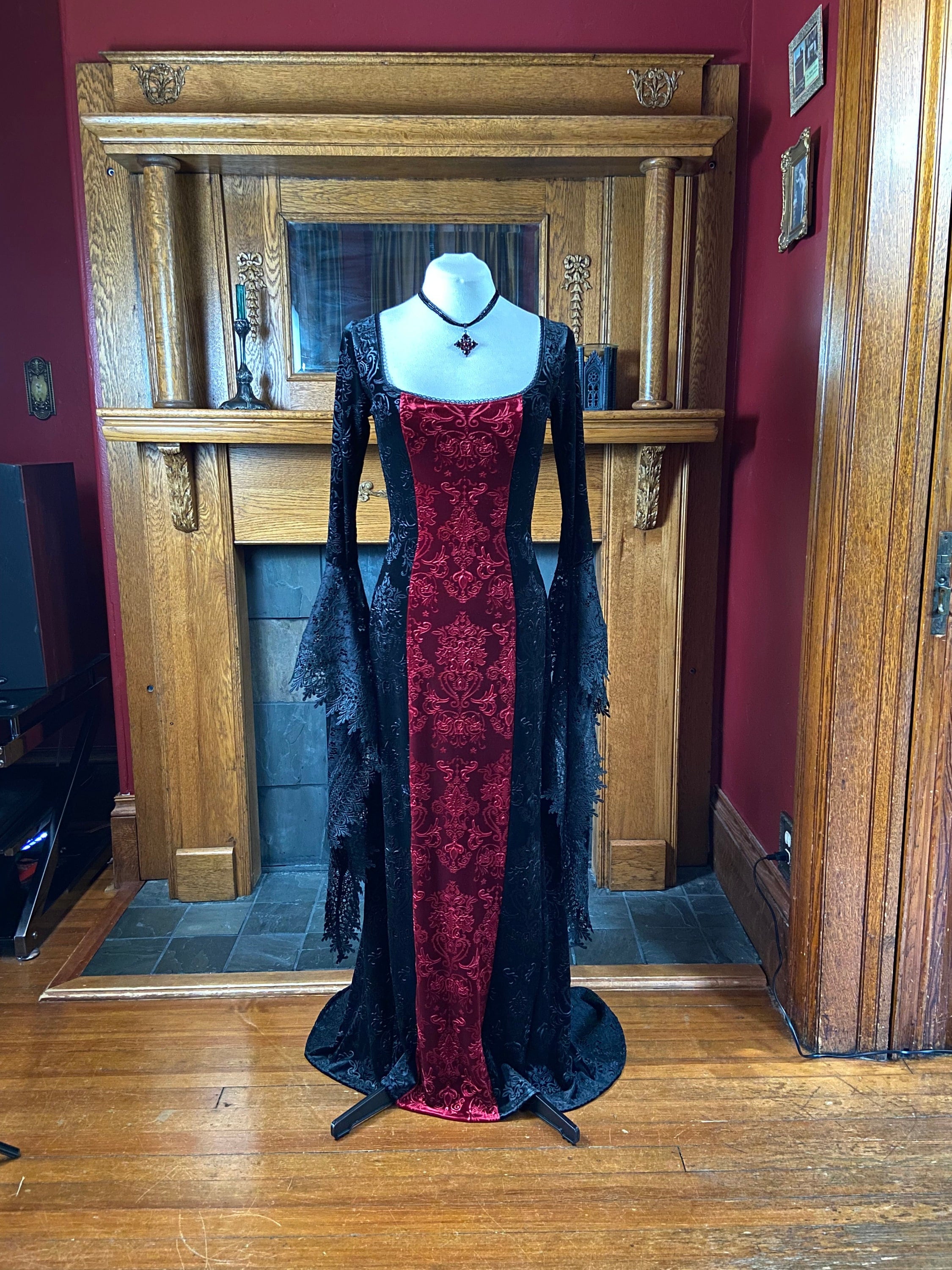 Vampire Lace Dress 