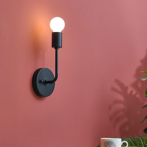 Black Bent Arm Wall Sconce - 1-Light Wall Lamp With Exposed Bulb Design For Mid Century Modern Living Room, Kitchen, Bathroom And Office