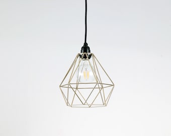 Sottae Industrial Vintage Hanging Lamp Basket Farmhouse Pendant Light,Single Kitchen Metal Geometric Cage Pendant Light Fixture with Black Frame Sottae Industrial Vintage Hanging Lamp Basket Farmhouse Pendant Light,Single Kitchen Metal Geometric Cage Pendant Light Fixture with Black Frame
