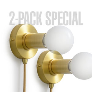 Aplique de pared dorado con enchufe - Lámpara de pared portátil industrial moderna con enchufe para iluminación de mesita de noche, armario y habitaciones pequeñas - Paquete de 2