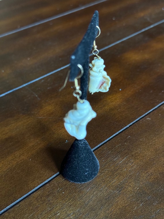 Conch Sea Shell Dangle Earrings, Nautical Beach J… - image 3