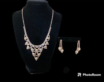 Jessica McClintock Earring and Necklace Jewelry Set | Rose Gold w Rhinestones and Pearls | Dangle Drop Earrings | Formal