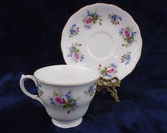 Queen Anne Ring Of Roses Bone China Tea Cup and Saucer Patt. No. 8427