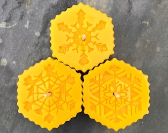 100% Raw Beeswax Candles Tea Lights Hand Made - Choose Quantity - Christmas pattern
