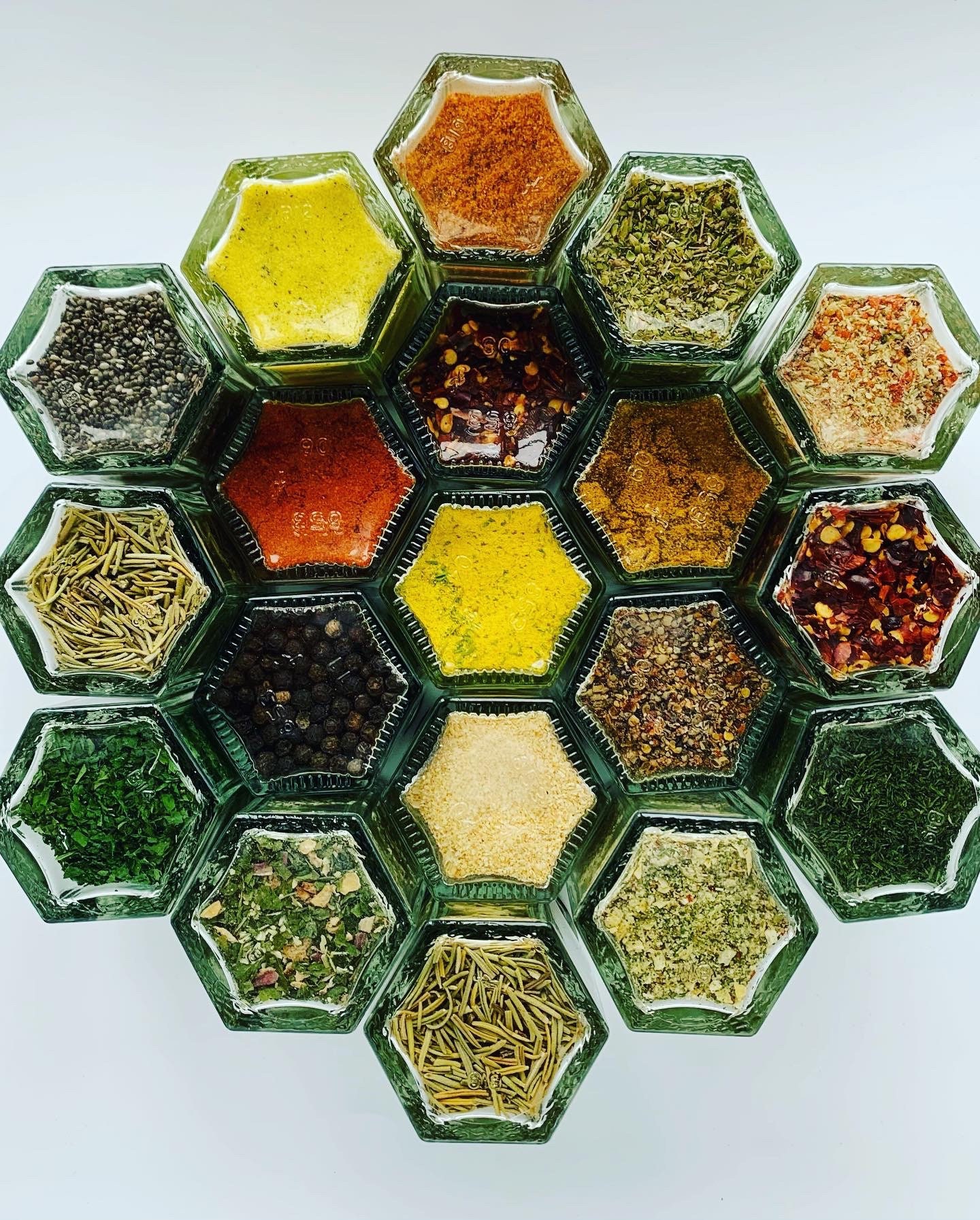 15-Pack Magnetic Spice Jars Hexagon Glass Spice Jars With