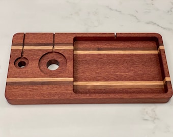 Bandeja para cargador inalámbrico MagSafe para iPhone y Watch - Bandeja de madera maciza Valet Catchall - Soporte y bandeja para cargador Qi (cargador MagSafe no incluido)