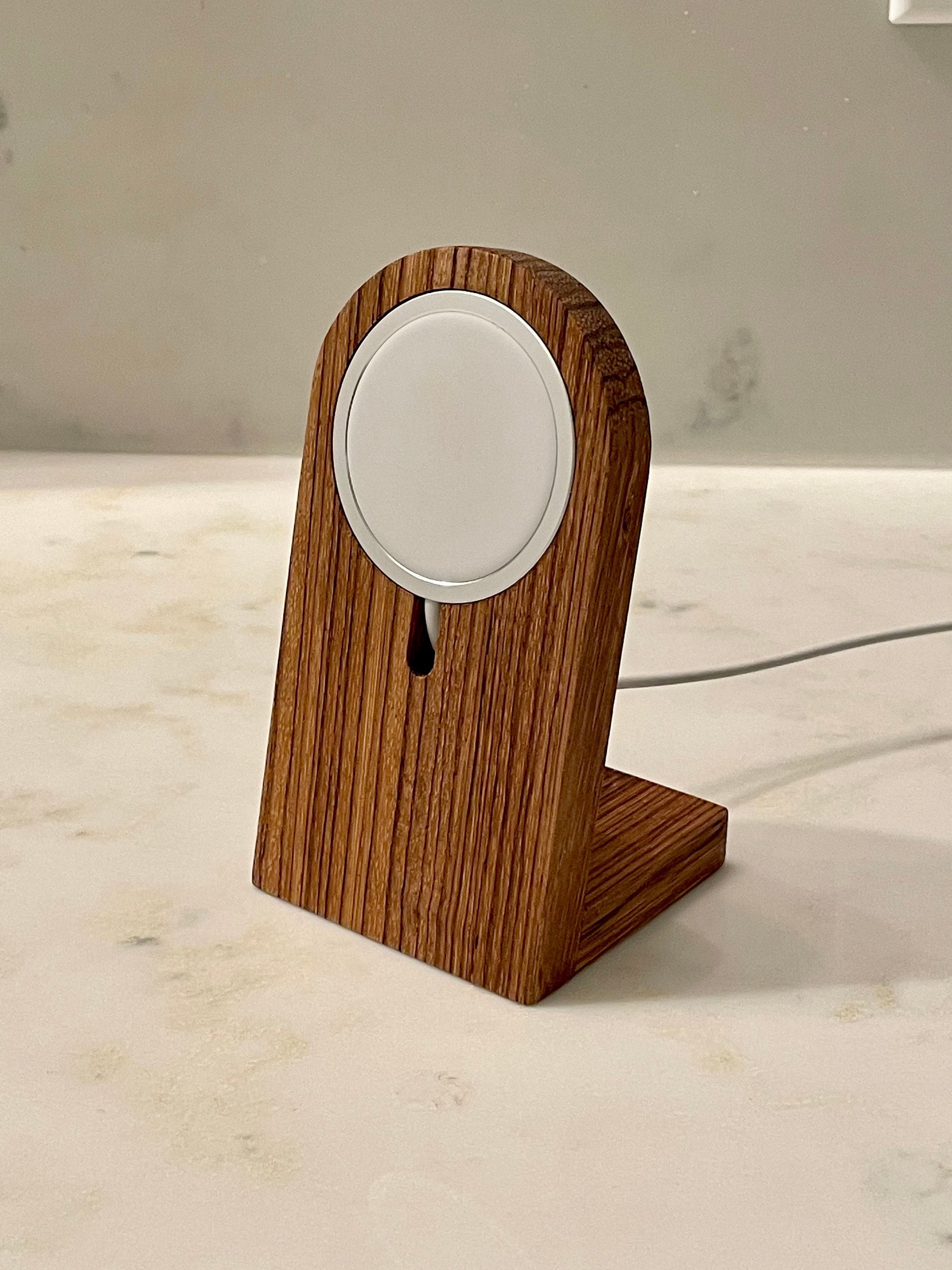 Wood MagSafe Charger Stand, Toast