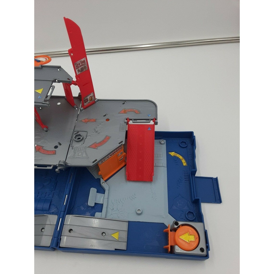 Matchbox J4761 Fold & Go Pop Up Playset 24Hr Garage Towing Etsy