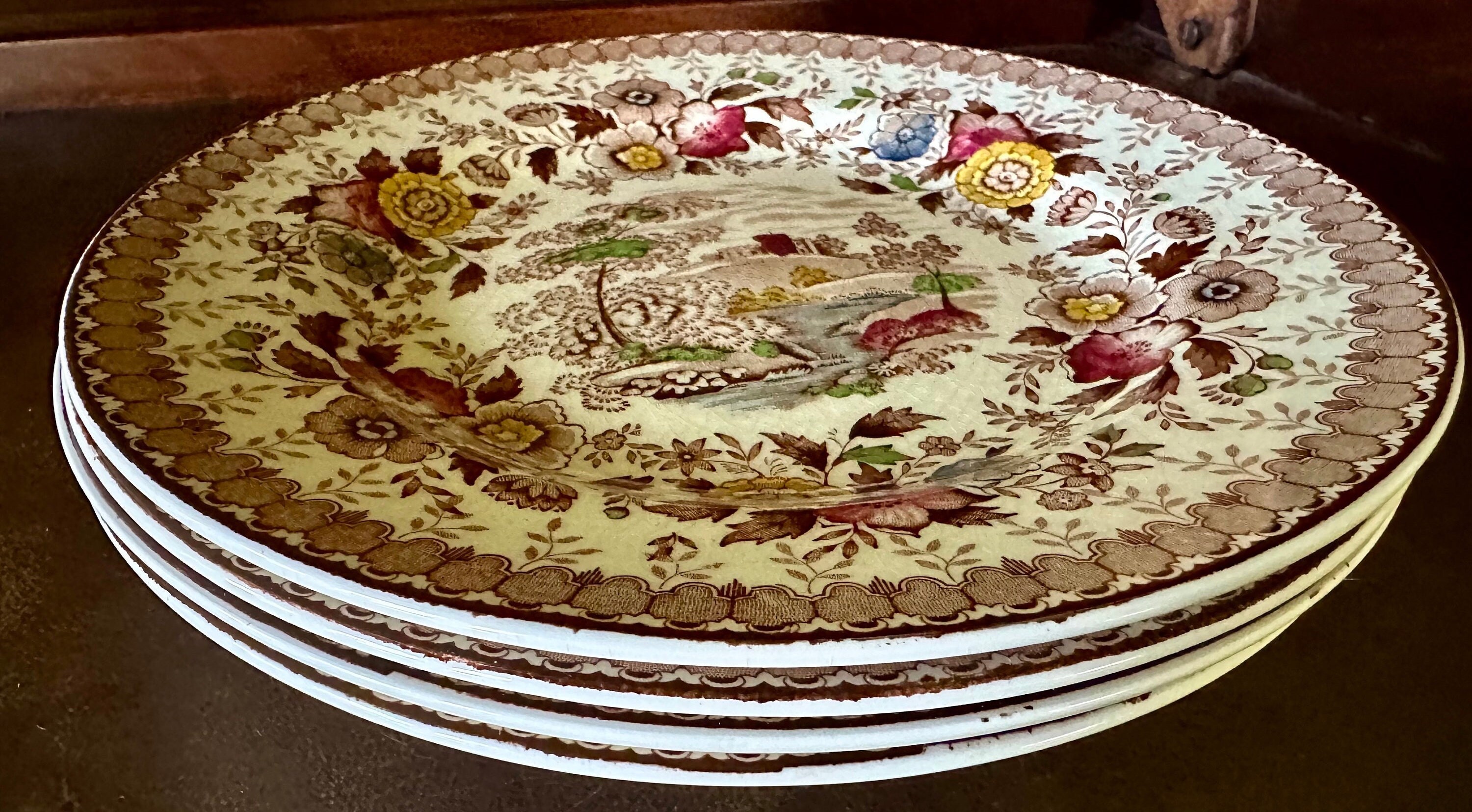 Ridgway社　ミッドセンチュリー　大小プレート４枚セット　ヴィンテージ Set of 4 Vintage Ridgway “woodland” Salad Plates - Etsy