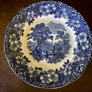 Vintage Enoch Wedgwood (Tunstall) “Woodland” blue transferware salad plate