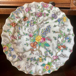 1949 Copeland Spode “Patricia” rose chintz dinner plate