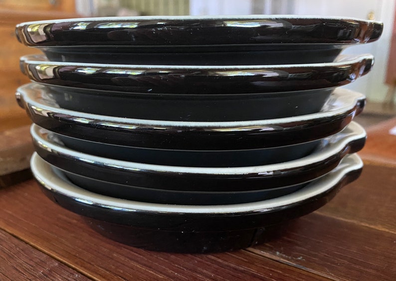 Set of 5 vintage Hall black au gratin dishes image 1