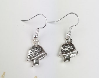 Cottagecore earrings, mushroom cute earrings, forest earrings, small dangle earrings, silver drop earrings, mushroom charm, fungi, nature