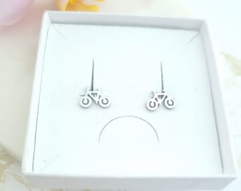 Small bicycle stud earrings, bike post earrings for outdoor lover, gift for cyclists, minimalist quirky stud earrings, mtb girls gift