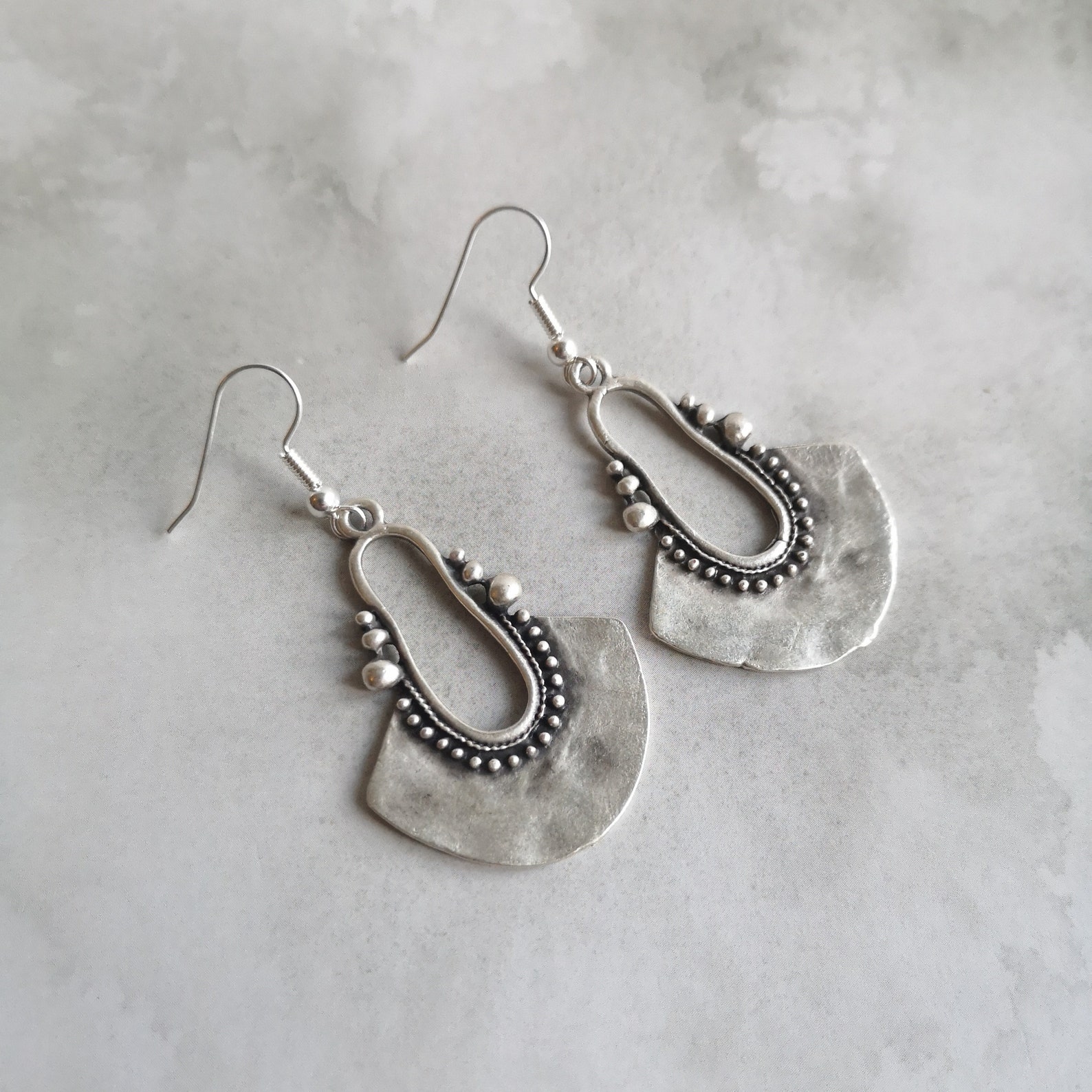 Vintage Silver Dangling Earrings main image 1