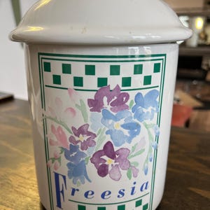 Riviera Van Beers Signature Canister