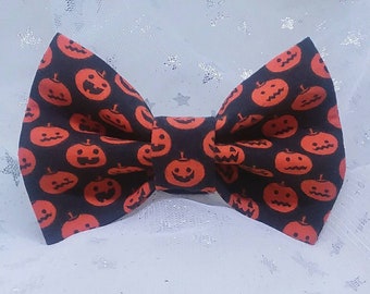 Black with Orange Pumpkins Halloween Dog/Cat Bow Tie