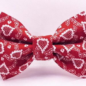 Valentine&#39;s Day Red Hearts on Black Dog/Cat Bow Tie