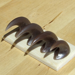 Natural Brown Claws