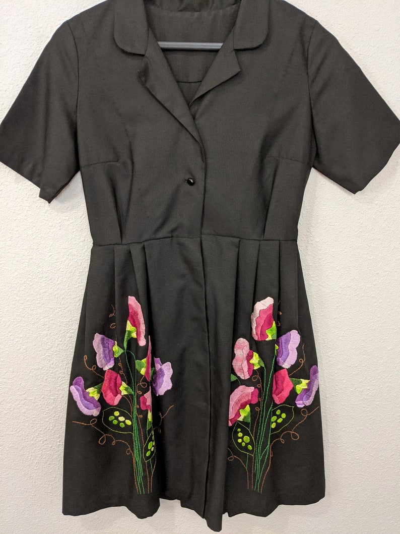 A-line Floral Embroidery Small Petite Hand Embroidered Gown 60s70s Black Embroidered Dress