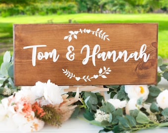Personalised Engraved Wooden Floral Names Wedding Sign - 50 x 22 x 2cm - top table wedding sign, rustic wedding, rustic wedding sign