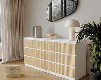 IKEAのマルムドレッサーをスタイリッシュな木製オーバーレイとデカール