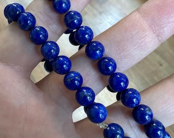 Natural Navy Blue Lapis Lazuli 8.25mm Round Bead Unisex 8" Stretch Stackable Bracelet