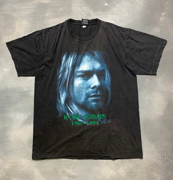 Sun faded! 90s Bootleg Kurt Cobain Nirvana T Shirt