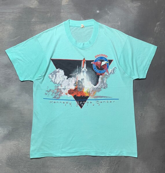 90s Paperthin Vtg Kennedy Space Center T Shirt/Vtg