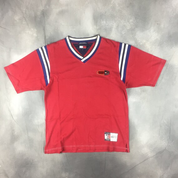 tommy hilfiger t shirt 90s