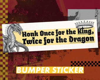 Divertida calcomanía medieval para parachoques: Toca la bocina para el rey y el dragón - 25 x 7,6 cm