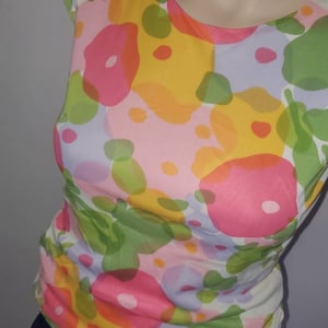 Vintage 1960s Floral Print Blouse Sleeveless Lightweight MINT!