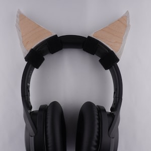 Wolf ear headphones top