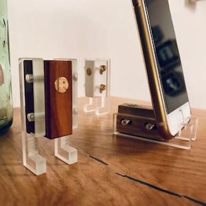 Holder Robi for mobile phone / smartphone / tablet / iPhone / iPad - variation wood species