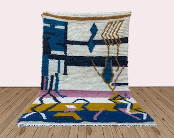 Handmade Moroccan rug, area rug with abstract design !